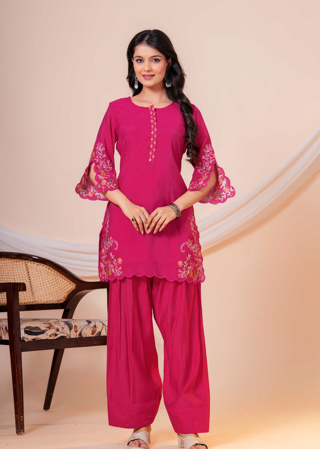 Nooraya Rani Embroidered Farshi Kurta Set
