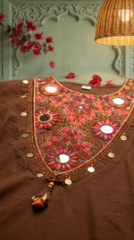 Load image into Gallery viewer, Resham Brown Embroidered Kurta Set