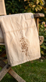 Load image into Gallery viewer, Haseen Off White Kantha Embroidered Co-ord Set