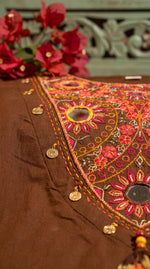 Load image into Gallery viewer, Resham Brown Embroidered Kurta Set