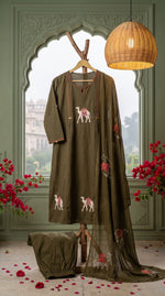 Load image into Gallery viewer, Reet Military Green Appliqué Pin-Tuck Kurta Set