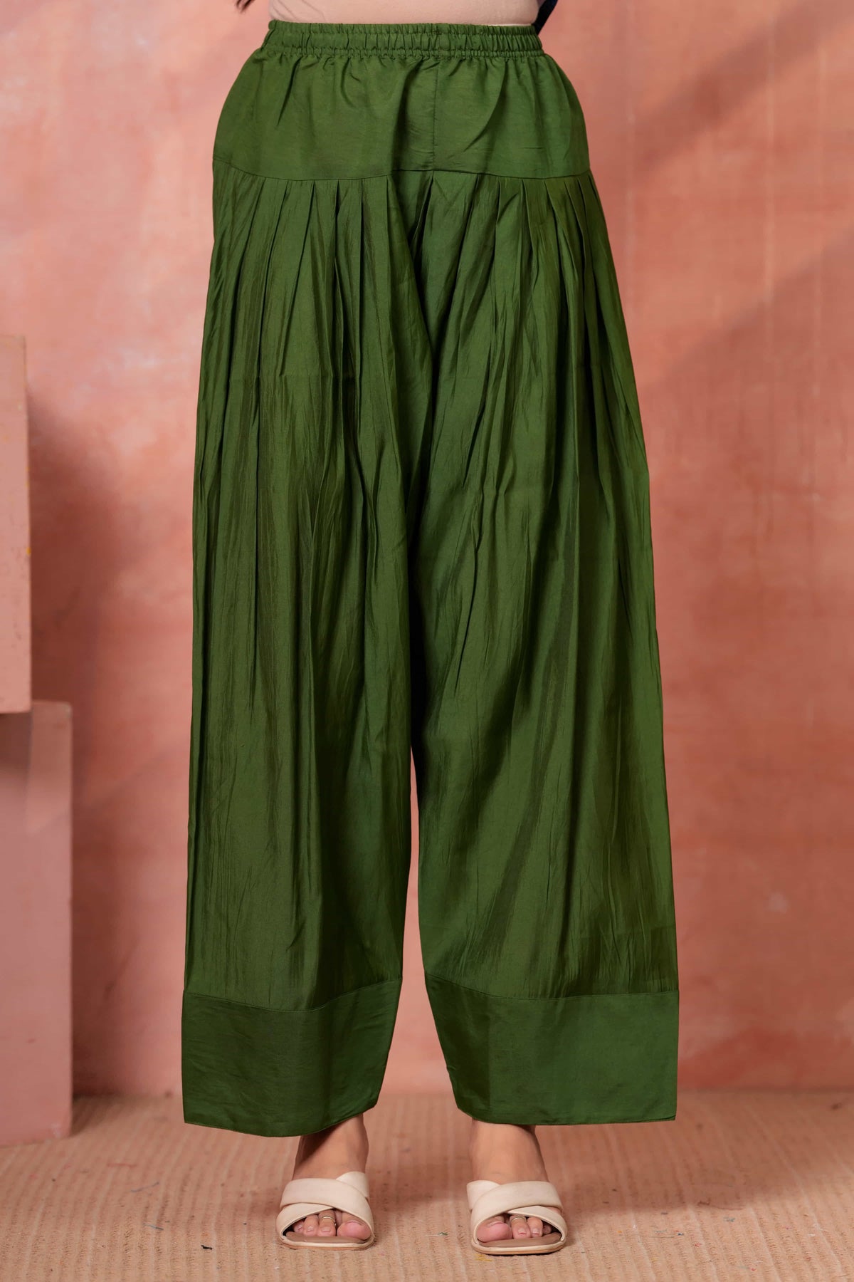 Military Green Floral Scallop Embroidered Kurta Set