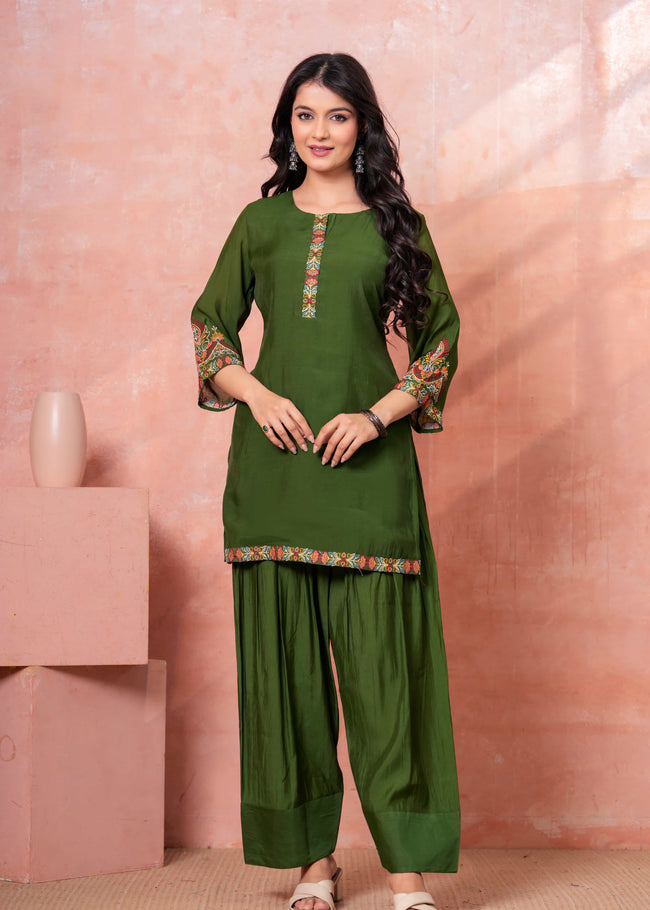 Military Green Floral Scallop Embroidered Kurta Set