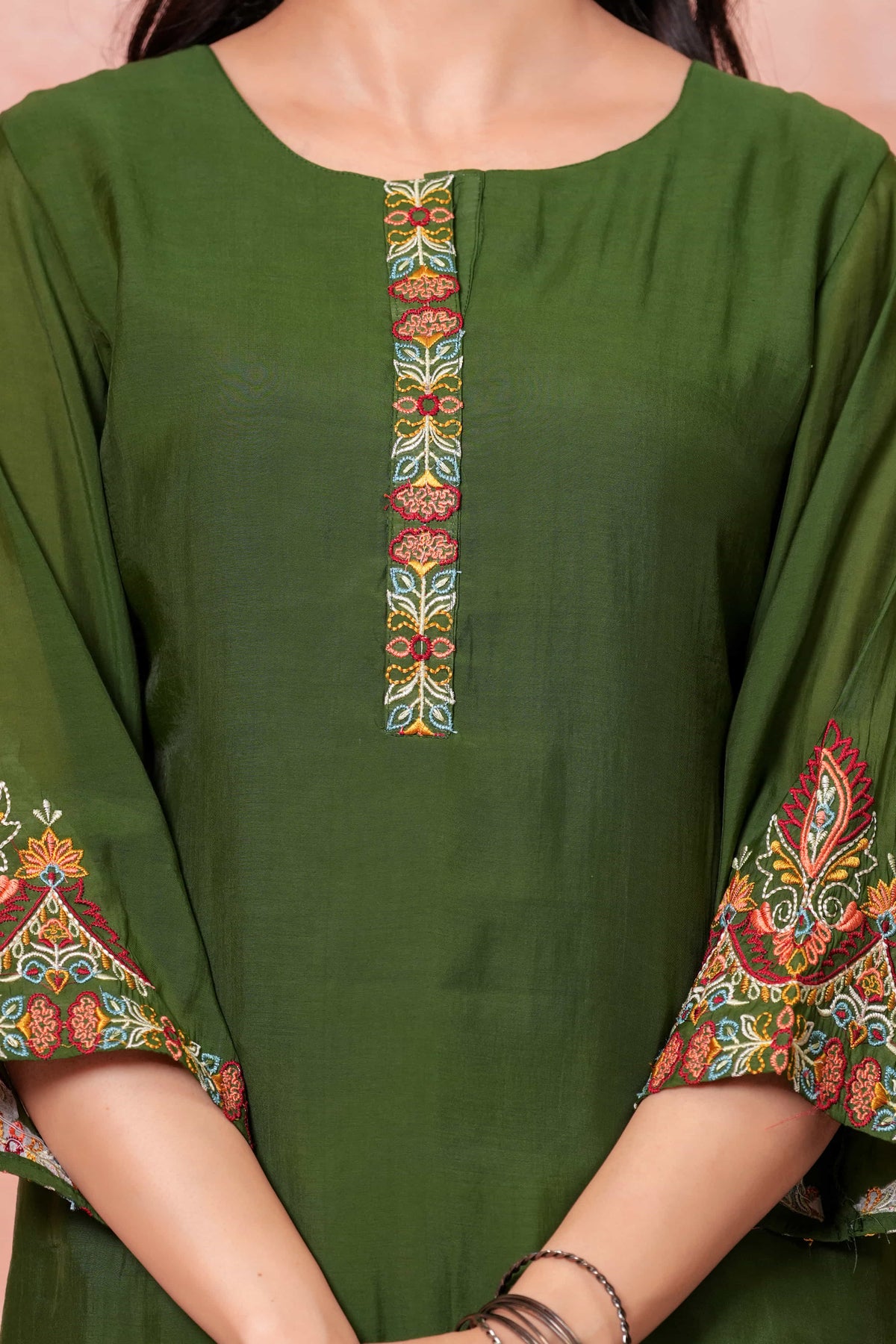 Military Green Floral Scallop Embroidered Kurta Set