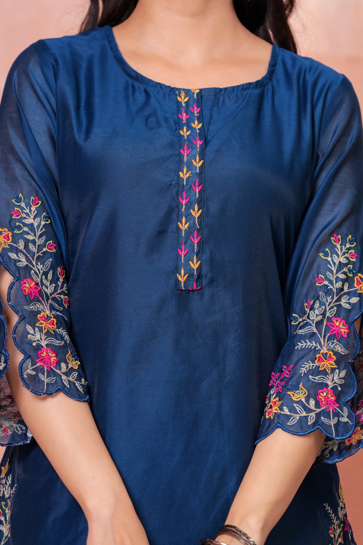 Navy Floral Scallop Embroidered Kurta Set