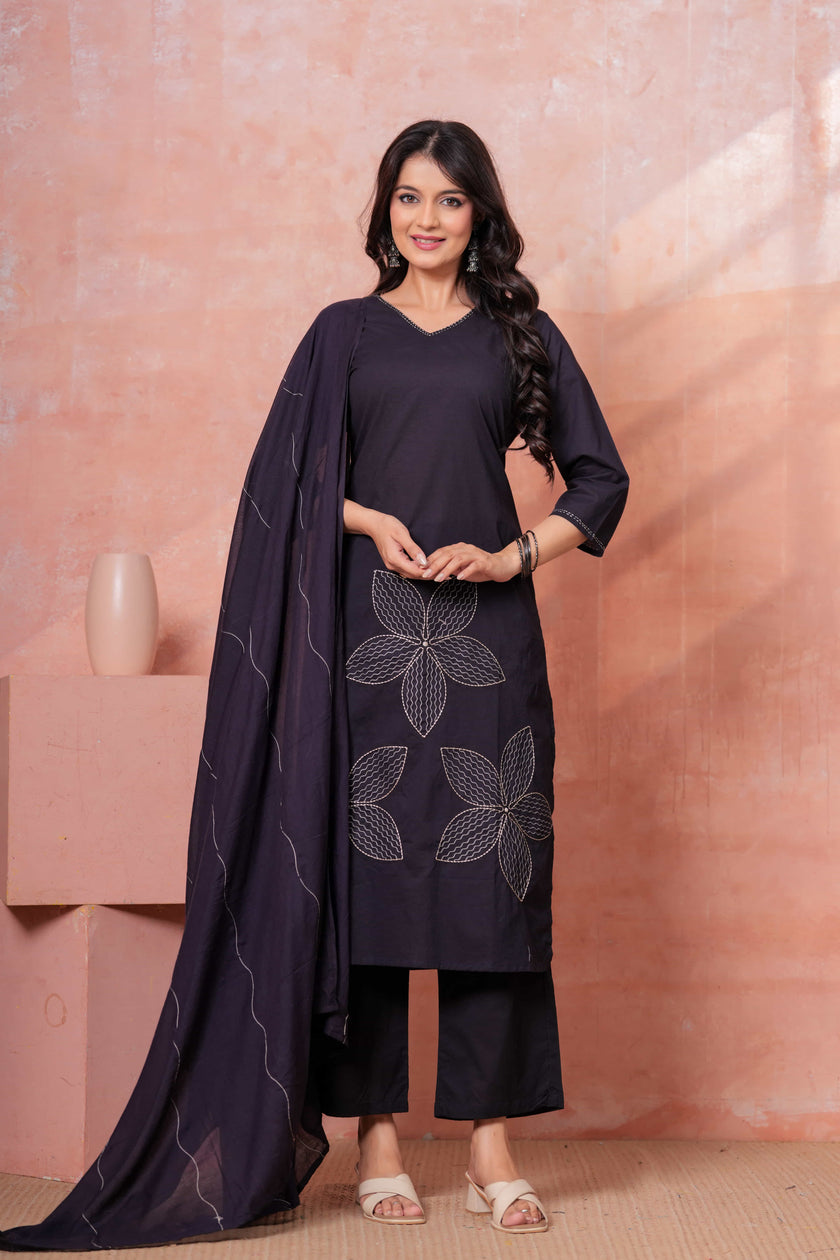 Noor-e-Gaj Black Appliqué Embroidered Kurta Set