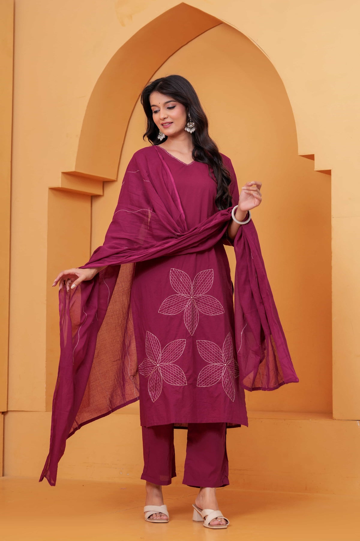 Noor-e-Gaj Wine Appliqué Embroidered Kurta Set