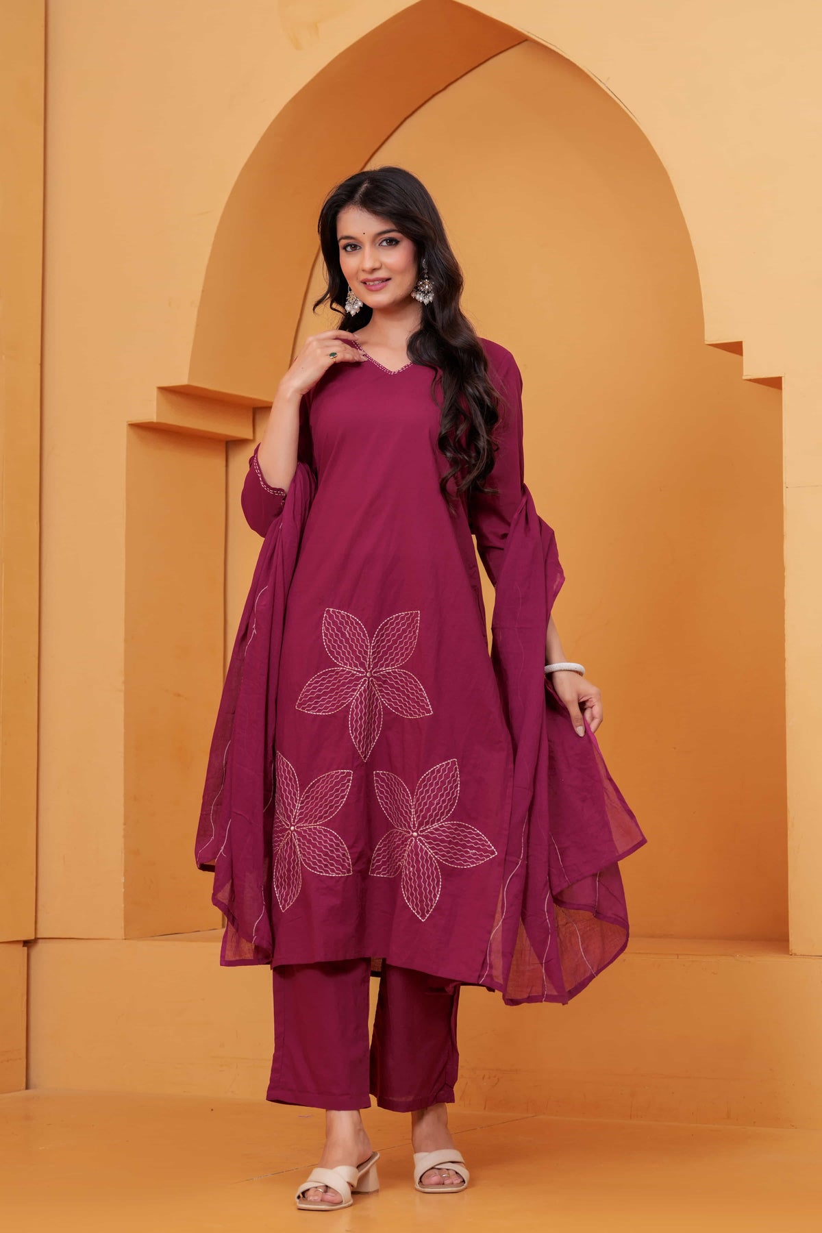 Noor-e-Gaj Wine Appliqué Embroidered Kurta Set