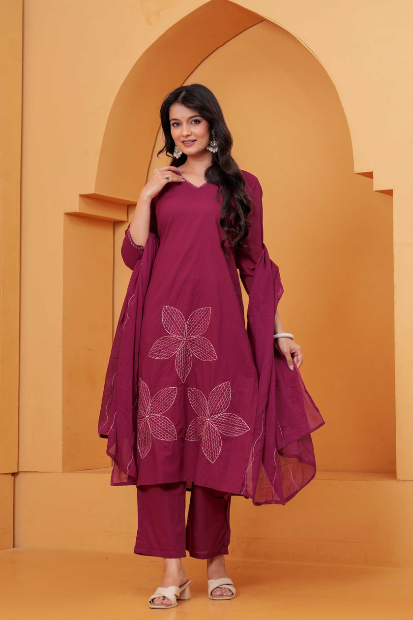 Noor-e-Gaj Wine Appliqué Embroidered Kurta Set