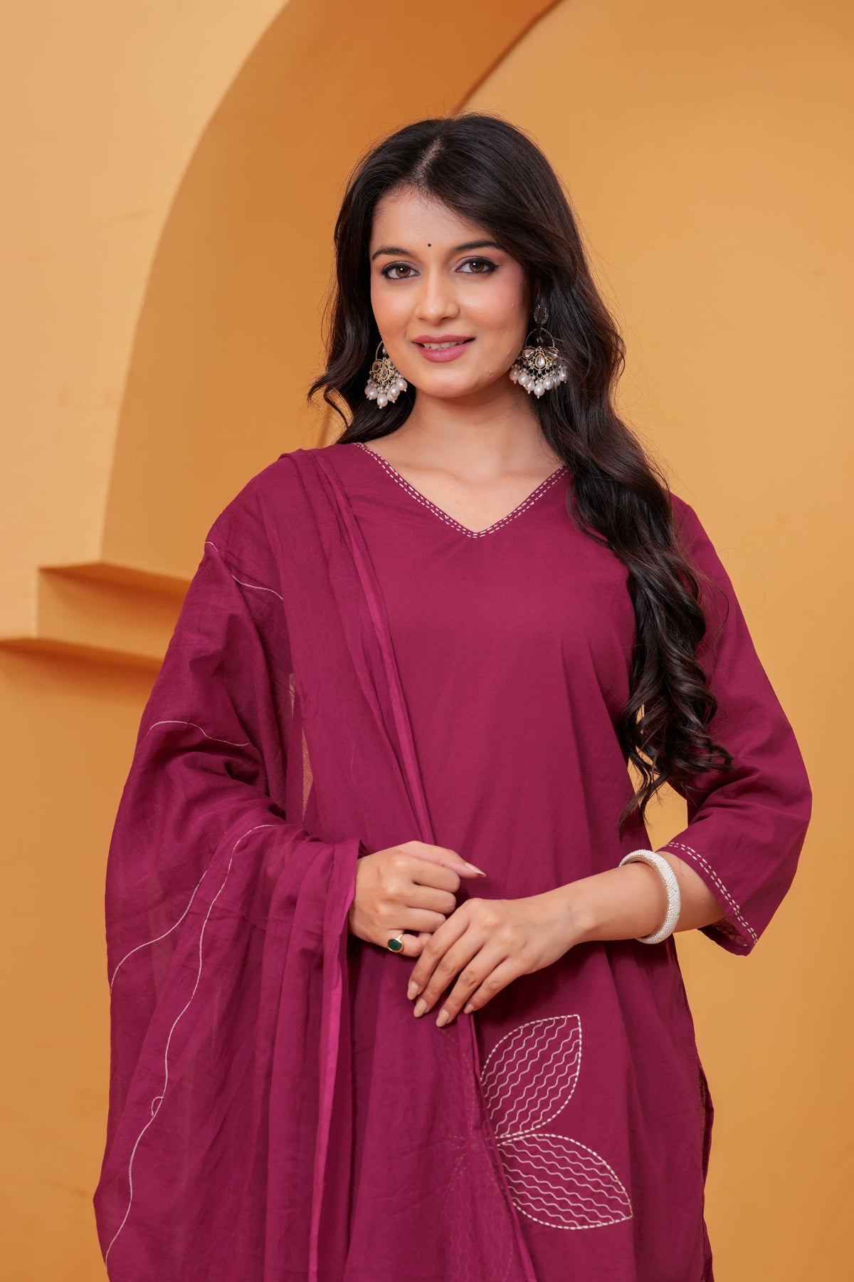 Noor-e-Gaj Wine Appliqué Embroidered Kurta Set